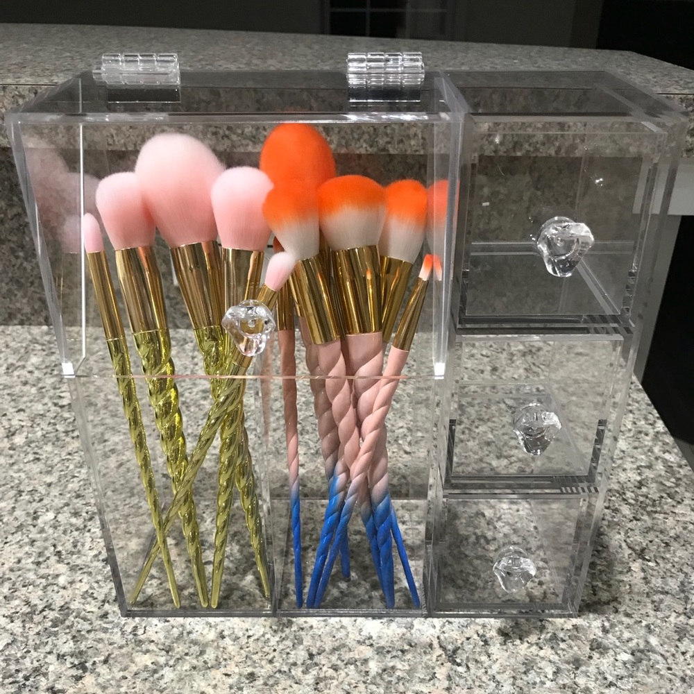 Acrylic brush organizer